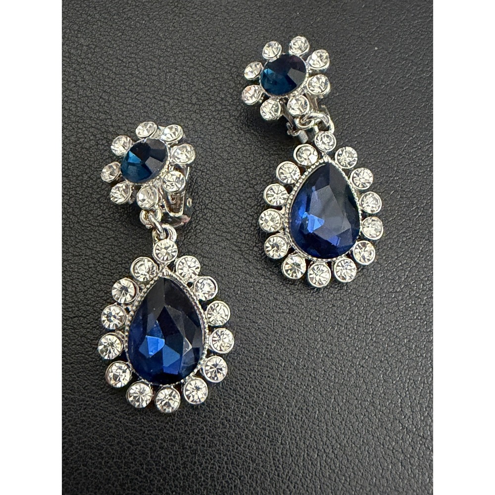 Tahari Earrings Lot of 4 Pair Clip Ons Rhinestone Drop Dangle Red Blue Yellow - Picture 5 of 9